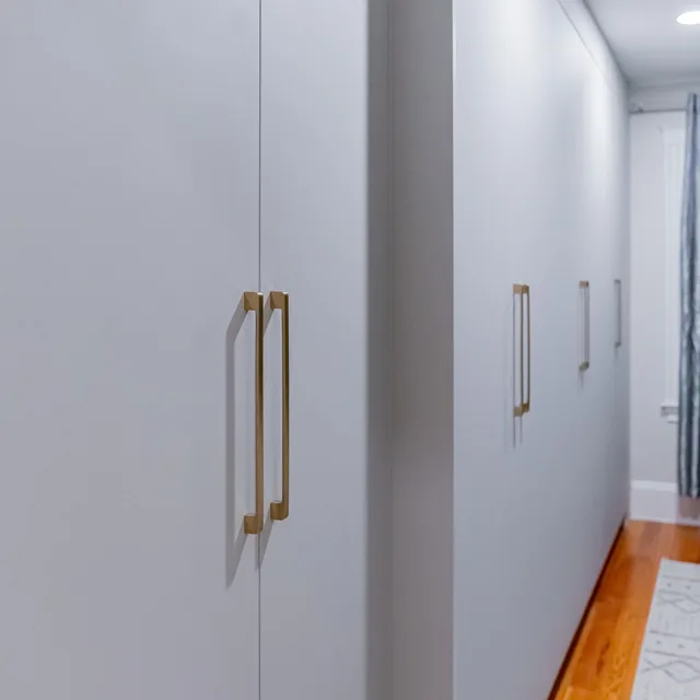 Built-in closet system